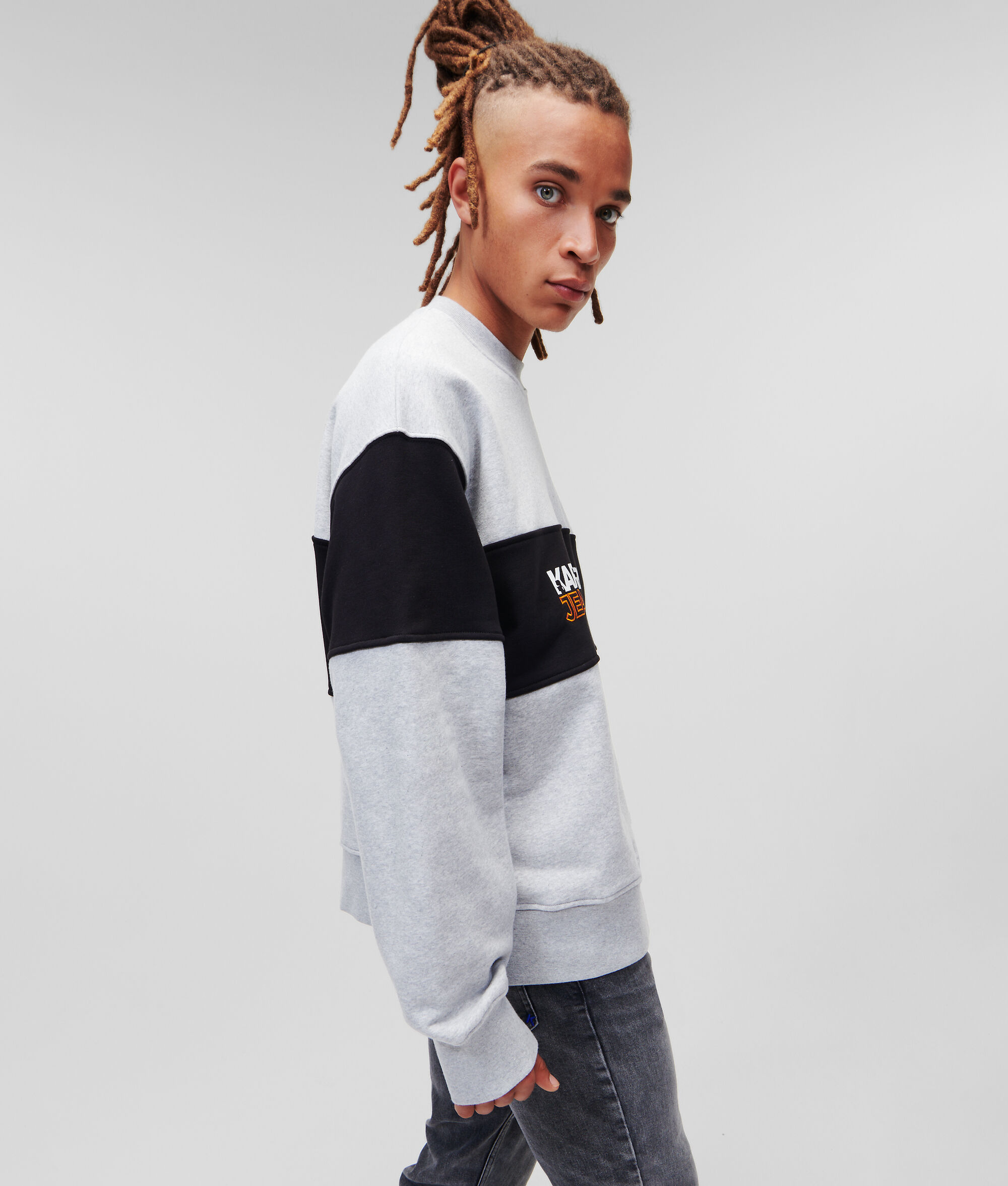 (image for) Exemplary KLJ LOGO BLOCK SWEATSHIRT